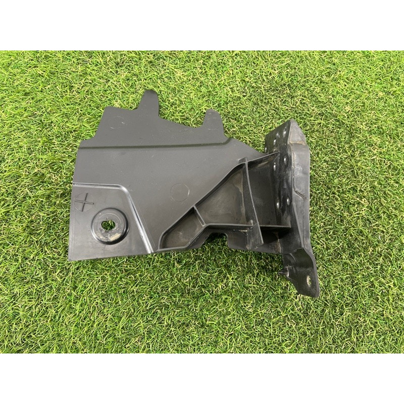 Повітропровід радіатора (кузов і елементи) Volkswagen Amarok 2H 2012 2.0 tdi 2H0121329A