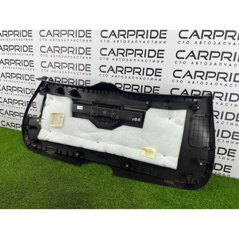 Обшивка крышки багажника (салон) Volkswagen Touareg NF 2012 3.0 7P6867601B3G4