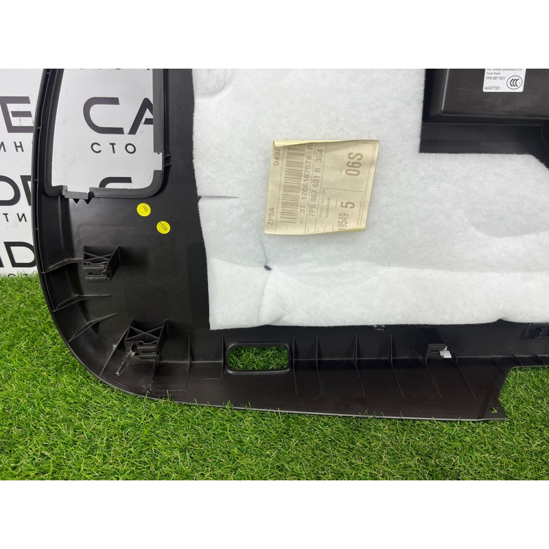 Обшивка крышки багажника (салон) Volkswagen Touareg NF 2012 3.0 7P6867601B3G4