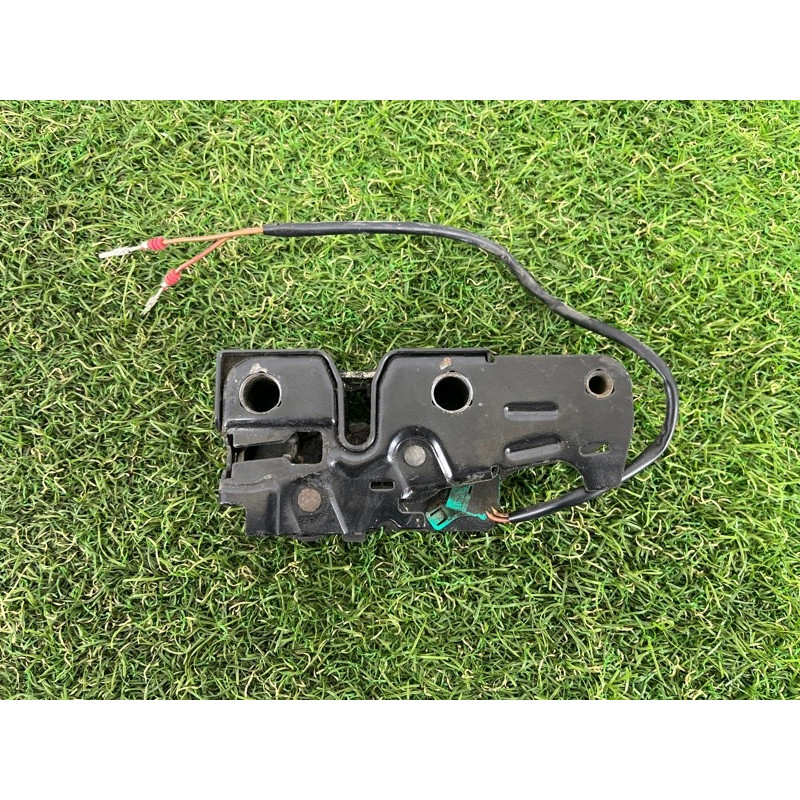 Замок капота (кузов і елементи) Volkswagen Amarok 2H 2012 2.0 tdi 1Z0823509E