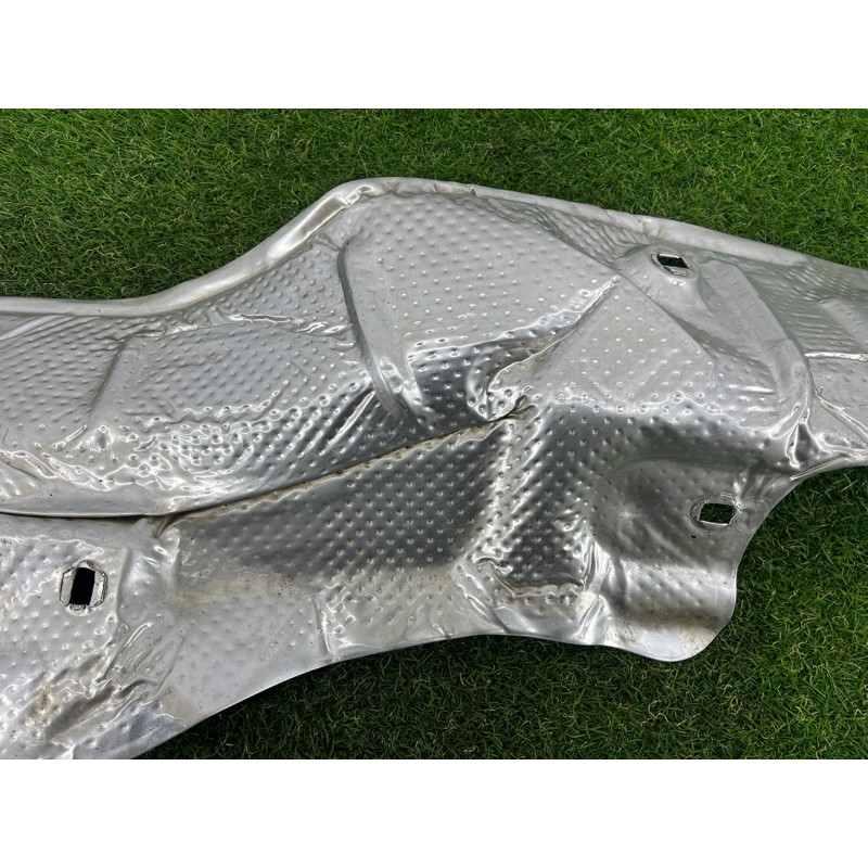 Термозащита (наружные элементы кузова) Jeep Grand Cherokee WK2 2016 3.6 68069895AC