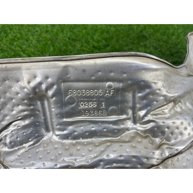 Термозащита (наружные элементы кузова) Jeep Grand Cherokee WK2 2016 3.6 68038805AF