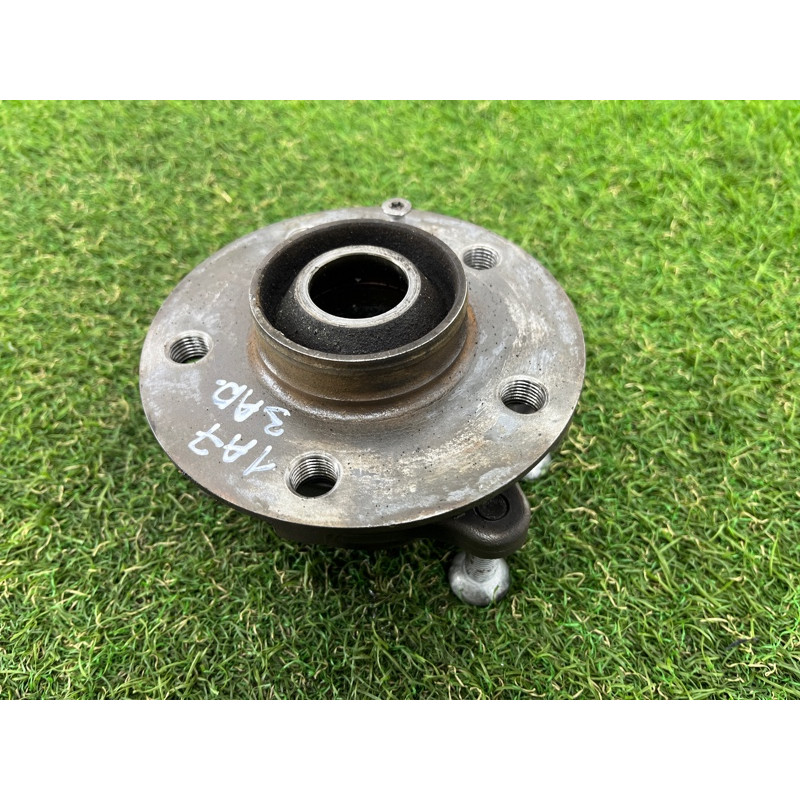 Ступица (подвеска) AUDI A7 4G 2013 3.0 CGXB 4H0498625E