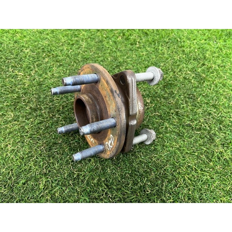 Ступица (подвеска) CHEVROLET Cruze J300 2011 1.4 13531686