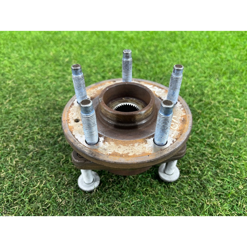 Ступица (подвеска) CHEVROLET Cruze J300 2011 1.4 13531686