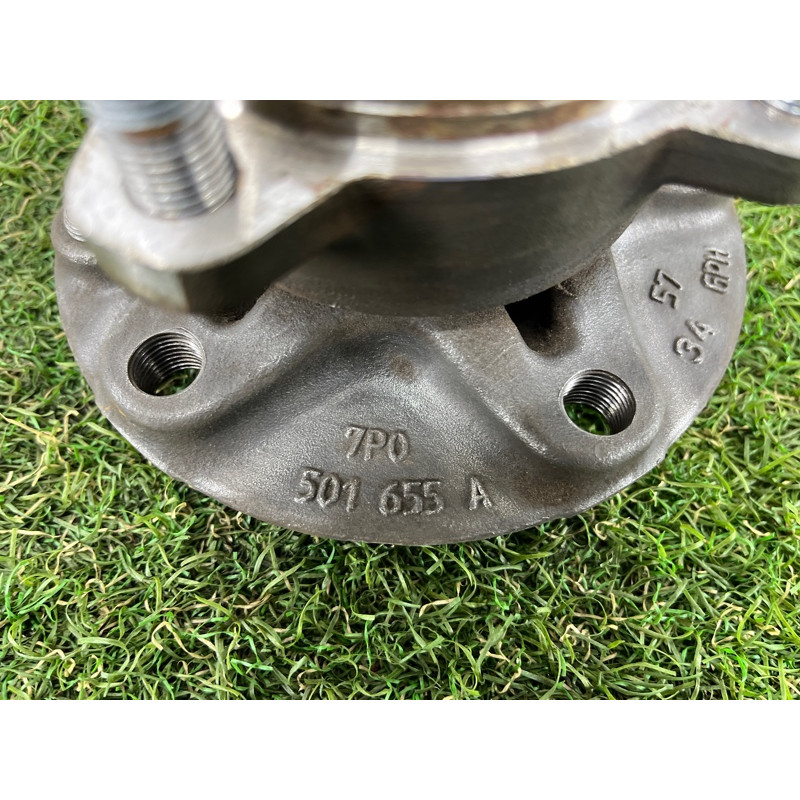 Ступица (подвеска) PORSCHE CAYENNE 958 2012 4.8 95833158300