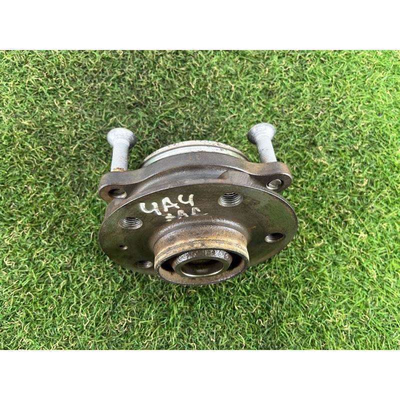 Ступица (подвеска) AUDI A4 B8 2012 2.0 TFSI 4H0498625E