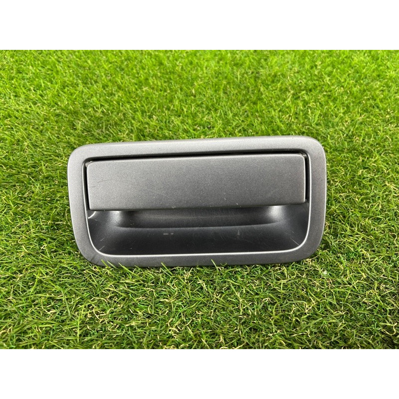 Ручка багажника (кузов і елементи) Volkswagen Amarok 2H 2012 2.0 tdi 2H5829505CGRU