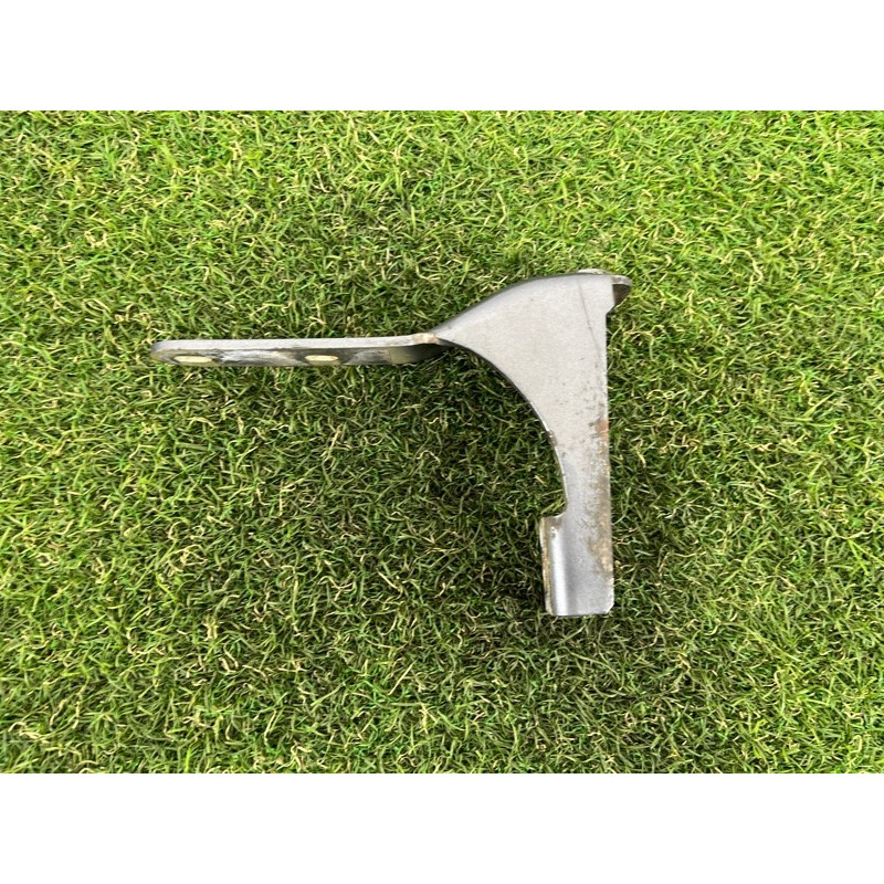 Петля багажника (кузов і елементи) Volkswagen Amarok 2H 2012 2.0 tdi 2H5829641C