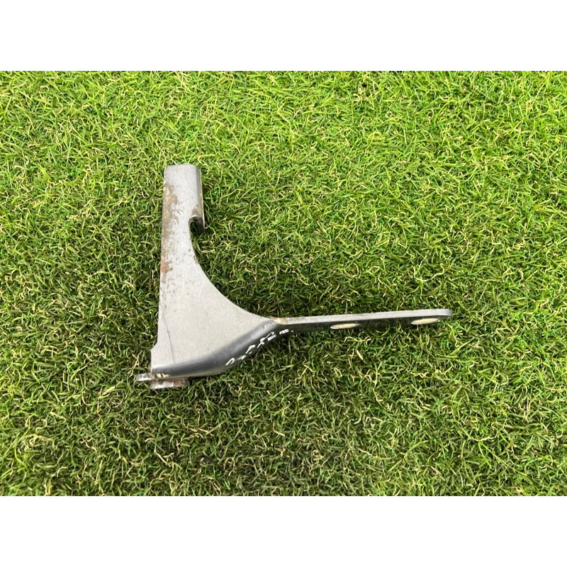 Петля багажника (кузов і елементи) Volkswagen Amarok 2H 2012 2.0 tdi 2H5829641C