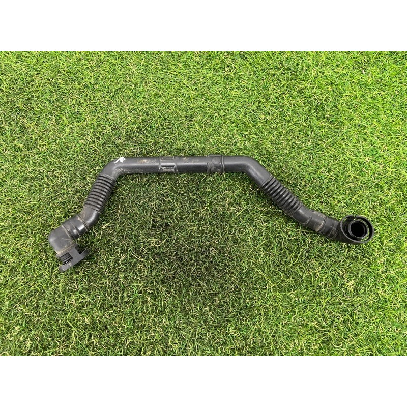 Трубка вентиляции картерных газов (двигатель и элементы) Volkswagen Amarok 2H 2012 2.0 tdi 03L103493H