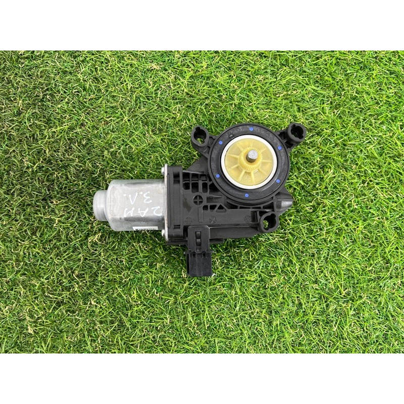 Мотор стеклоподъемника (электрика) Volkswagen Amarok 2H 2012 2.0 tdi 6R0959811D