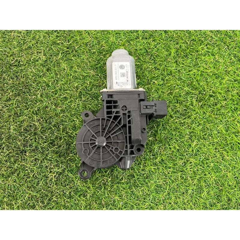 Мотор стеклоподъемника (электрика) Volkswagen Amarok 2H 2012 2.0 tdi 6R0959801P