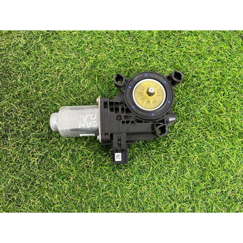 Мотор стеклоподъемника (электрика) Volkswagen Amarok 2H 2012 2.0 tdi 6R0959801P