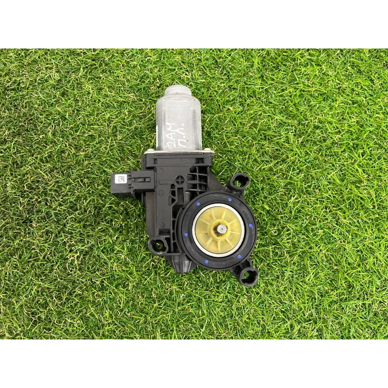 Мотор стеклоподъемника (электрика) Volkswagen Amarok 2H 2012 2.0 tdi 6R0959801P