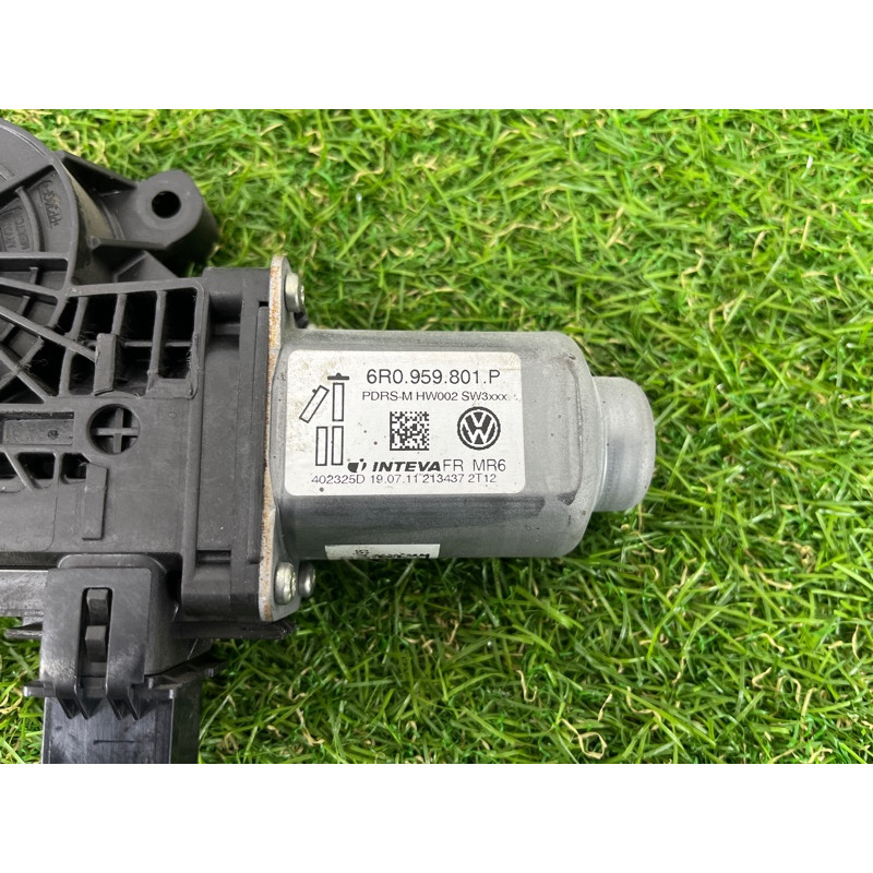Мотор стеклоподъемника (электрика) Volkswagen Amarok 2H 2012 2.0 tdi 6R0959801P