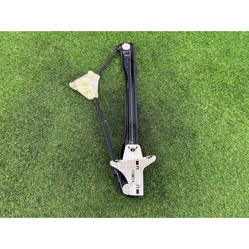 Механизм стеклоподъемника (кузов и элементы) Volkswagen Amarok 2H 2012 2.0 tdi 2H7839401C