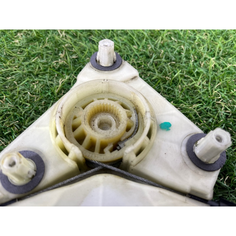 Механизм стеклоподъемника (кузов и элементы) Volkswagen Amarok 2H 2012 2.0 tdi 2H7839402C