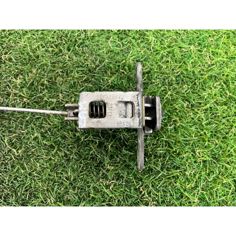 Замок багажника (кузов и элементы) Volkswagen Amarok 2H 2012 2.0 tdi 2H5829211D