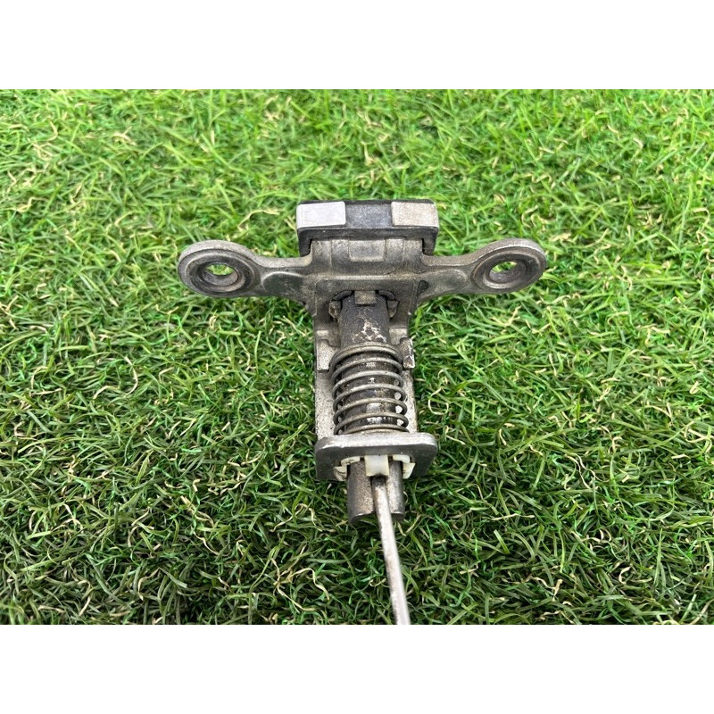 Замок багажника (кузов и элементы) Volkswagen Amarok 2H 2012 2.0 tdi 2H5829211D