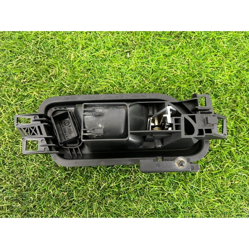 Ручка двери внутренняя (салон) Volkswagen Amarok 2H 2012 2.0 tdi 2H0837113DUBN