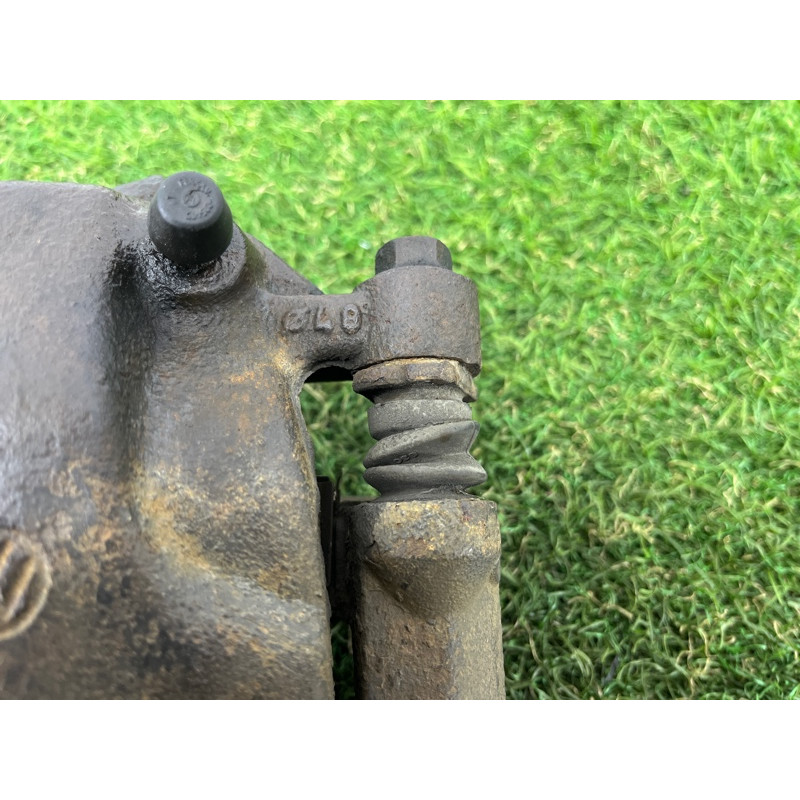 Суппорт тормозной (тормозная система) Volkswagen Amarok 2H 2012 2.0 tdi 2H0615123A