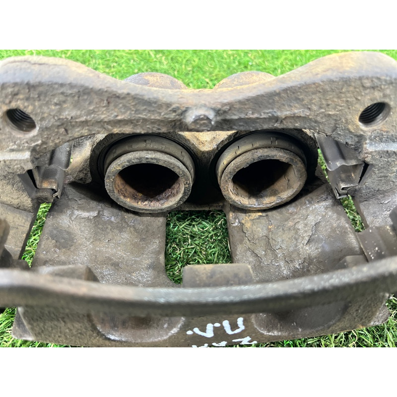 Суппорт тормозной (тормозная система) Volkswagen Amarok 2H 2012 2.0 tdi 2H0615123A