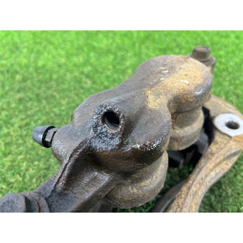 Суппорт тормозной (тормозная система) Volkswagen Amarok 2H 2012 2.0 tdi 2H0615123A