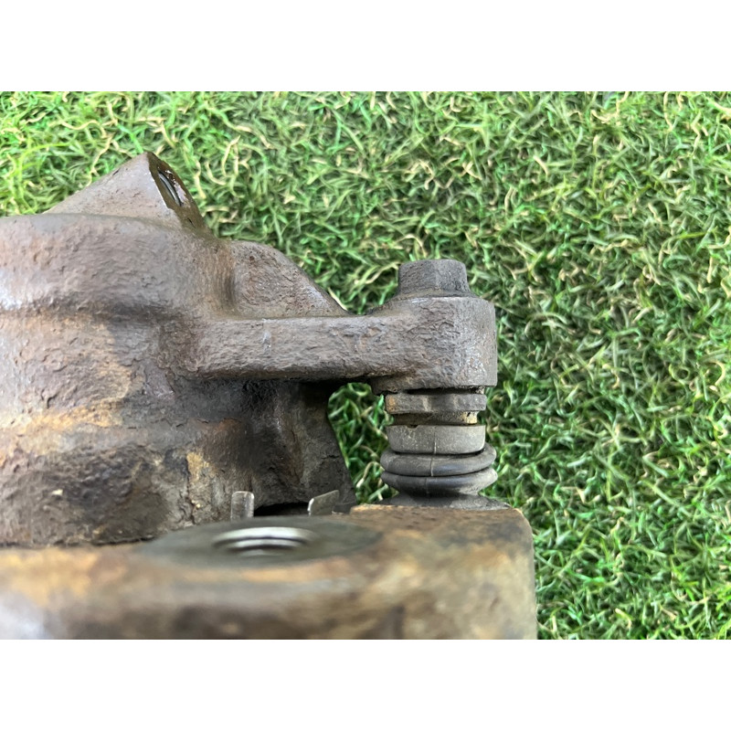 Суппорт тормозной (тормозная система) Volkswagen Amarok 2H 2012 2.0 tdi 2H0615124A