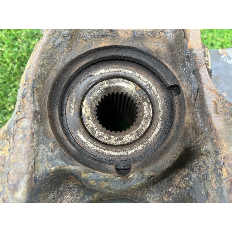 Поворотный кулак (подвеска) Volkswagen Amarok 2H 2012 2.0 tdi 2H0407258D