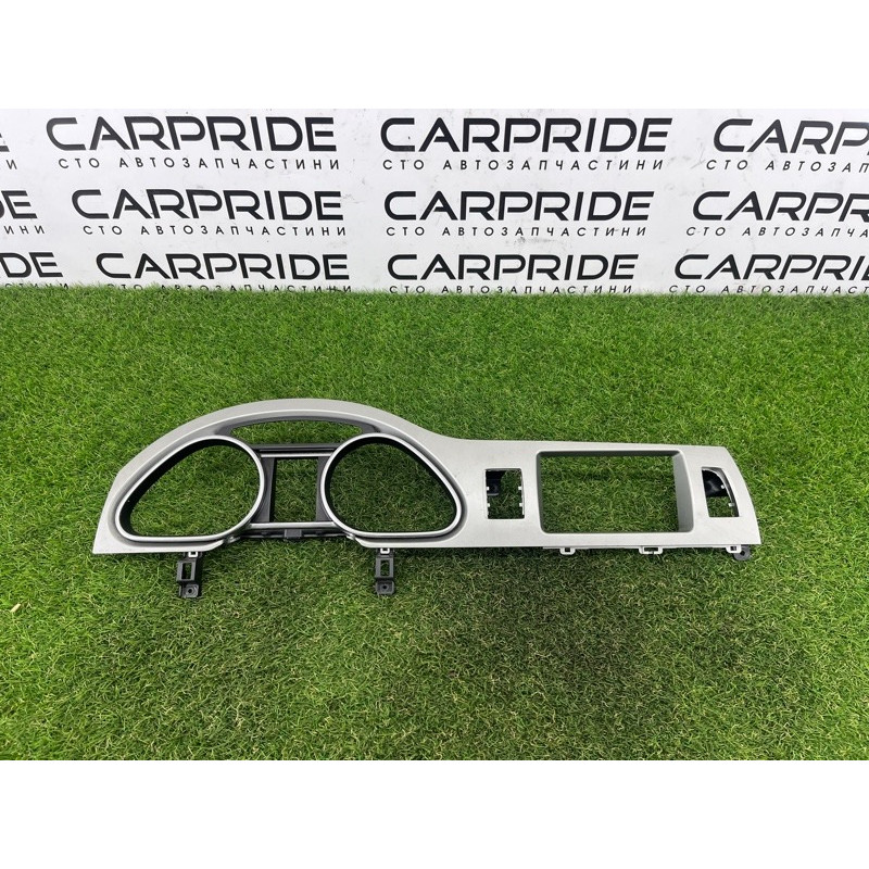 Декоративная накладка торпедо (салон) AUDI Q7 4L 2007 3.6 4L1857115GR66