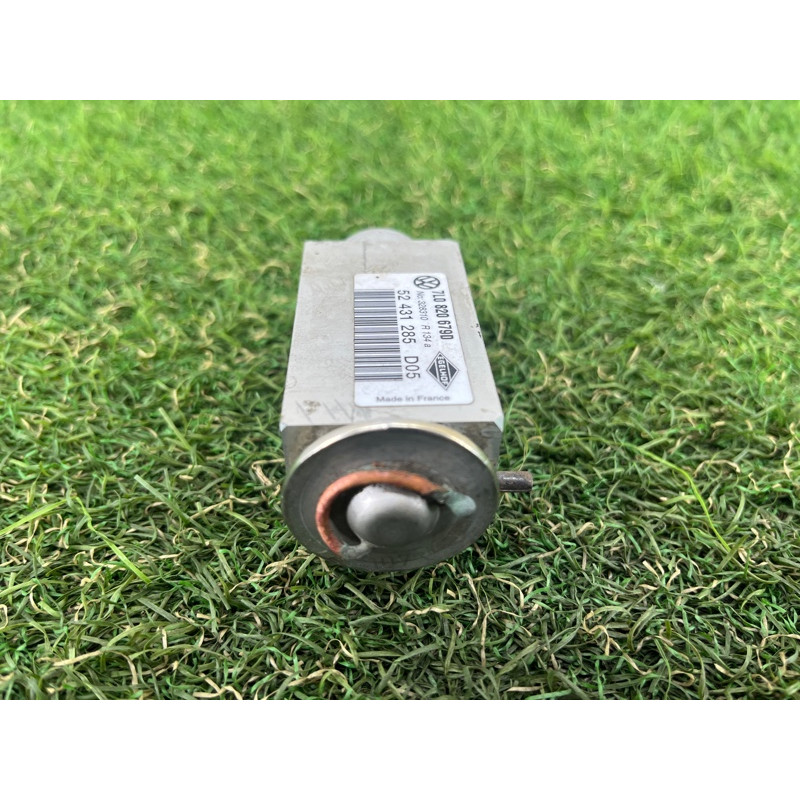 Клапан испарителя кондиционера (отопление и кондиционирование) Volkswagen Amarok 2H 2012 2.0 tdi 7L0820679D