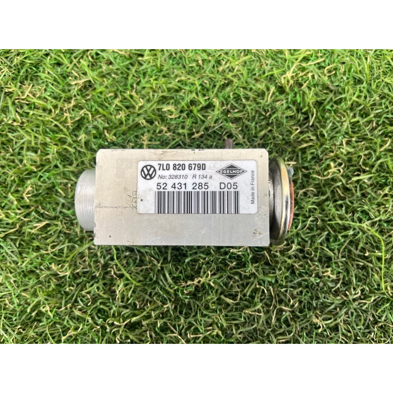 Клапан испарителя кондиционера (отопление и кондиционирование) Volkswagen Amarok 2H 2012 2.0 tdi 7L0820679D