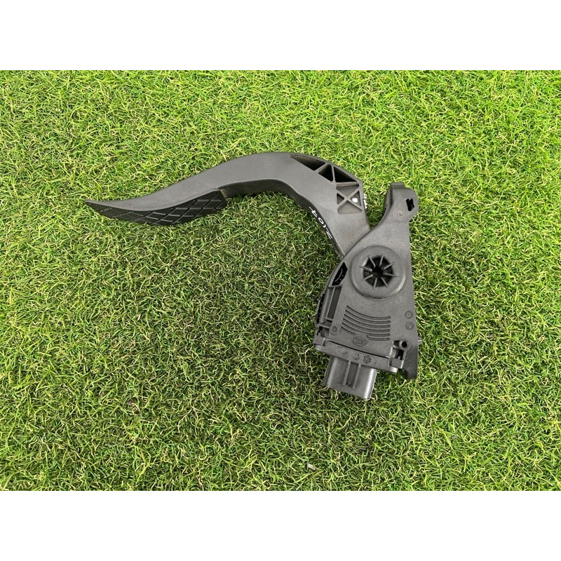 Педаль газа (электрика двигателя) AUDI A7 4G 2013 3.0 CGXB 8K1723523A