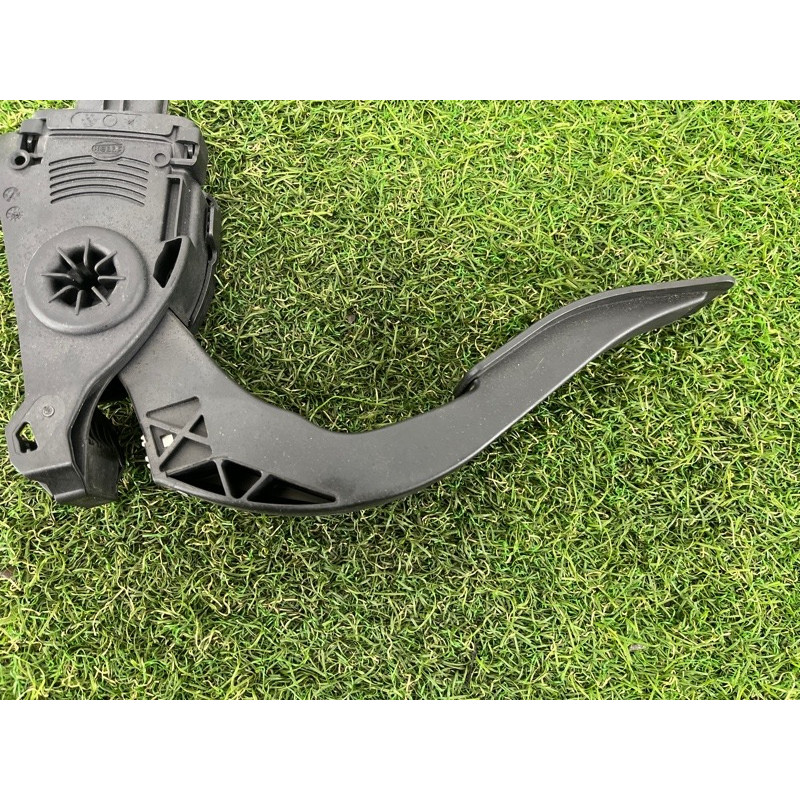 Педаль газа (электрика двигателя) AUDI A7 4G 2013 3.0 CGXB 8K1723523A