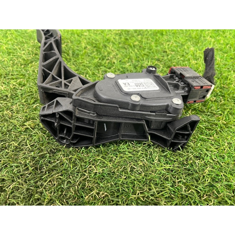 Педаль газа (электрика двигателя) CHEVROLET Cruze J300 2011 1.4 13252702