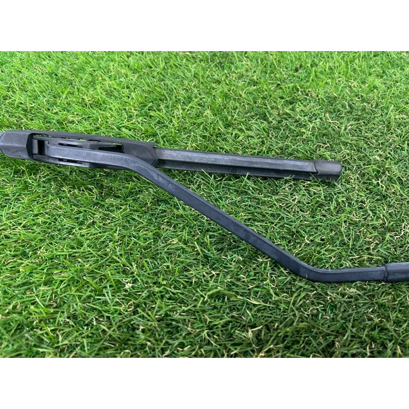 Поводок дворника (кузов и элементы) CHEVROLET Cruze J300 2011 1.4 95971329