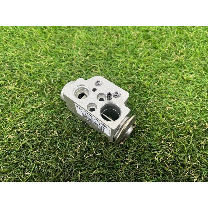 Клапан испарителя кондиционера (отопление и кондиционирование) AUDI Q7 4L 2014 3.0 TFSi CTWB 4L0820712A