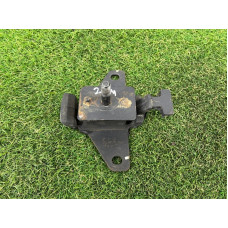 Подушка двигателя