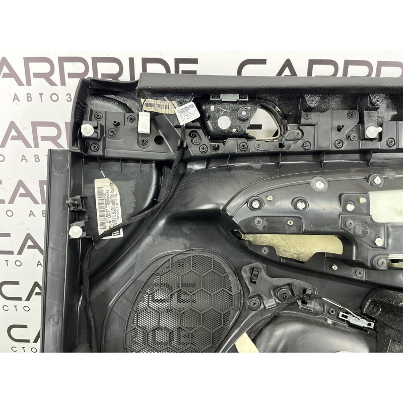 Дверна карта (салон) Jeep Grand Cherokee WK2 2016 3.6 5YU131X9AA