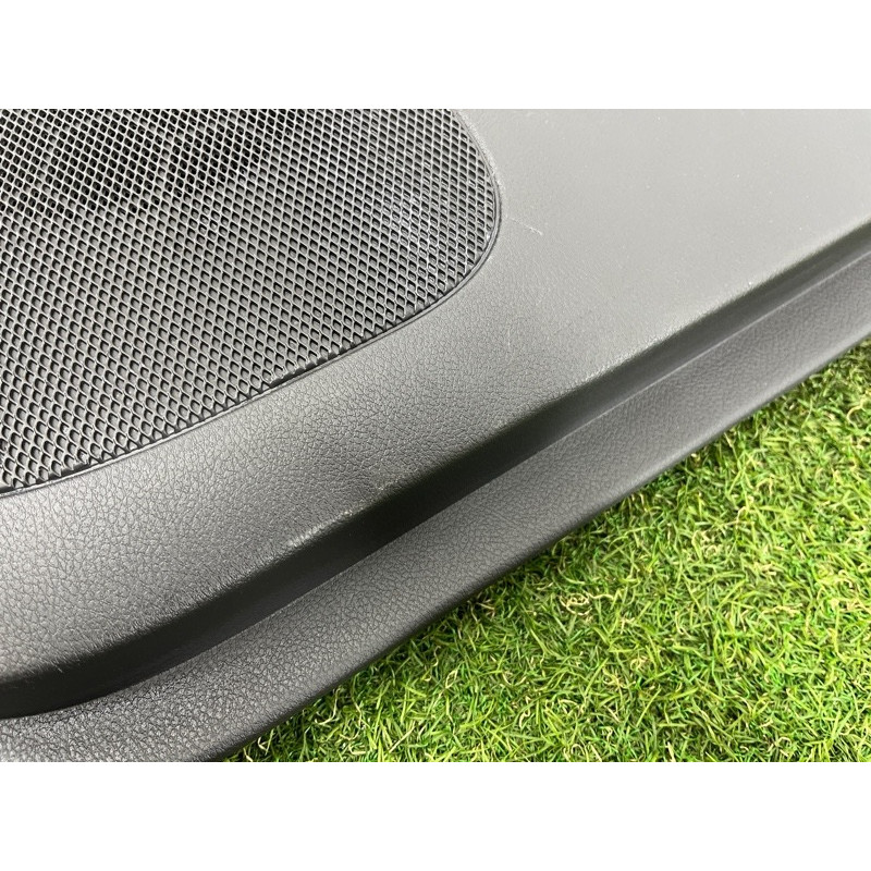 Дверная карта (салон) Jeep Grand Cherokee WK2 2016 3.6 5YU211X9AA