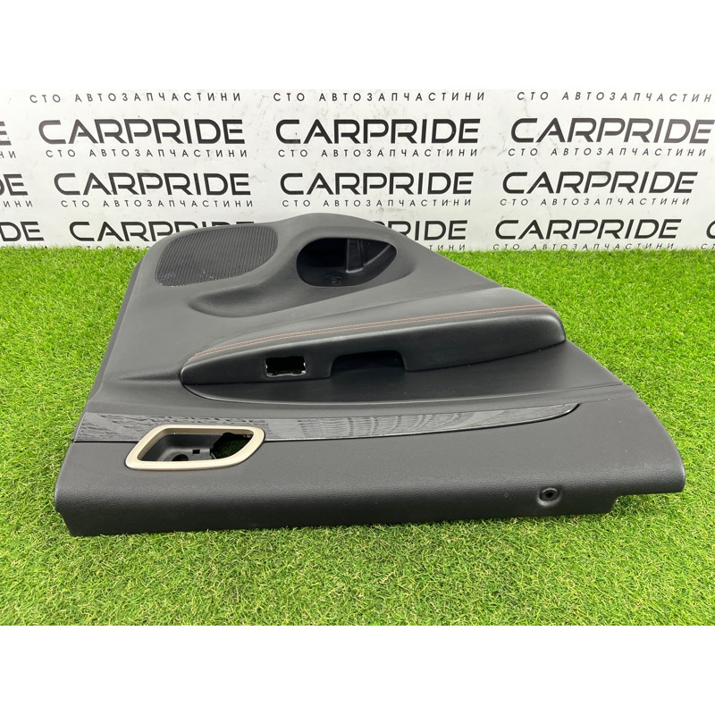 Дверная карта (салон) Jeep Grand Cherokee WK2 2016 3.6 5YU211X9AA