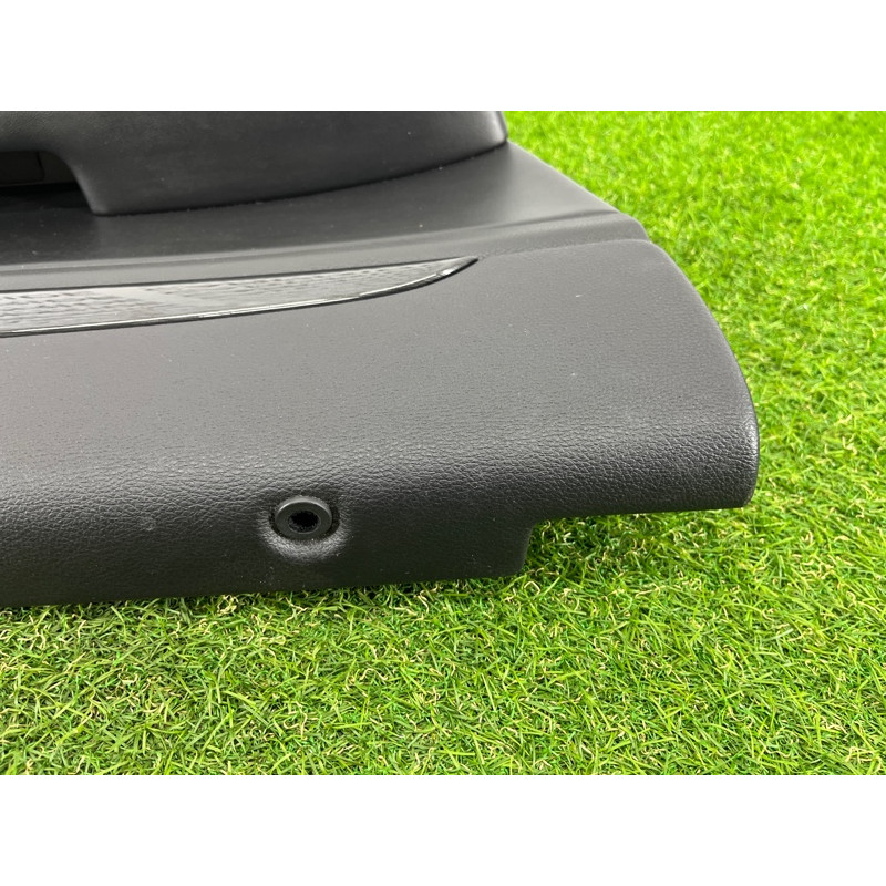 Дверная карта (салон) Jeep Grand Cherokee WK2 2016 3.6 5YU211X9AA