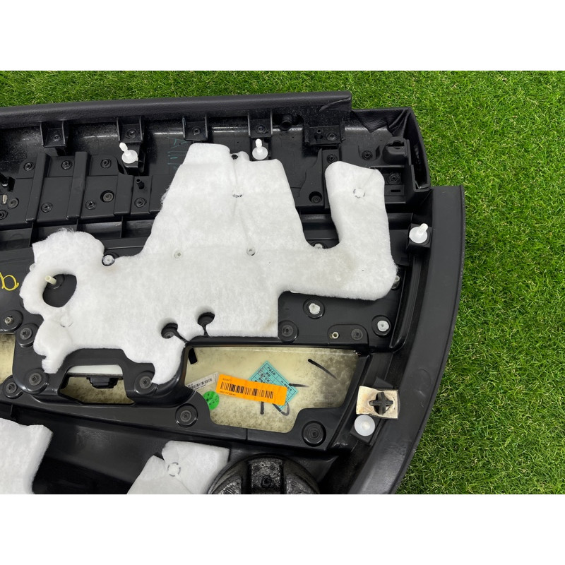 Дверная карта (салон) Jeep Grand Cherokee WK2 2016 3.6 5YU211X9AA