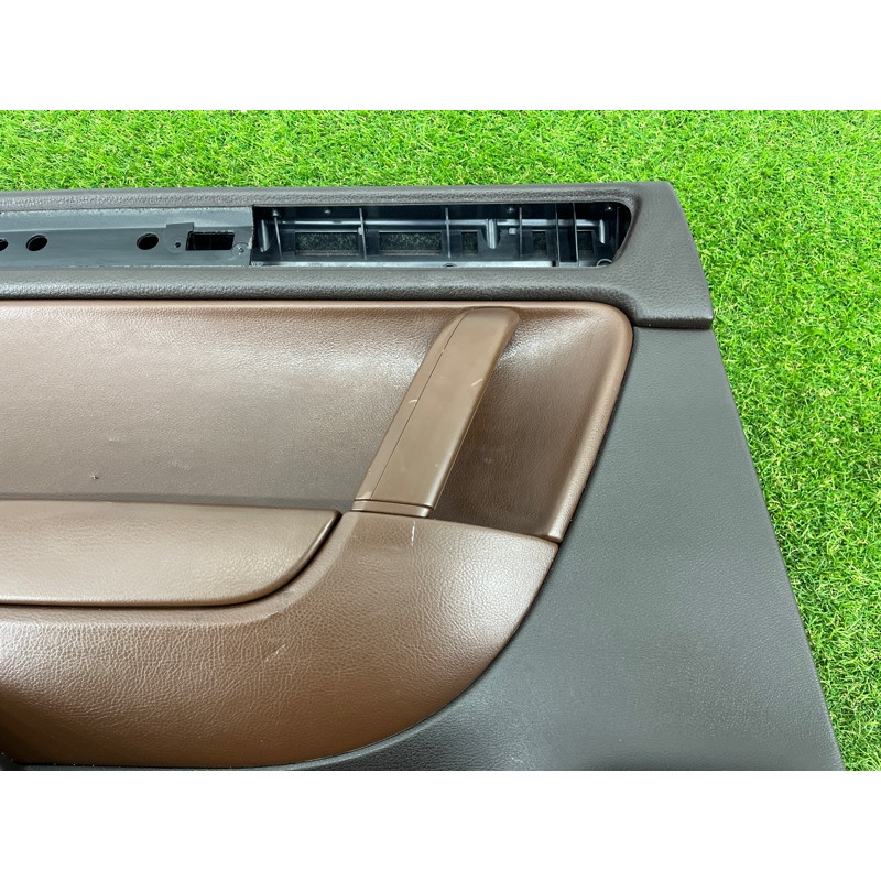 Дверная карта (салон) Volkswagen Touareg NF 2012 3.0 7P6867215JZ0J