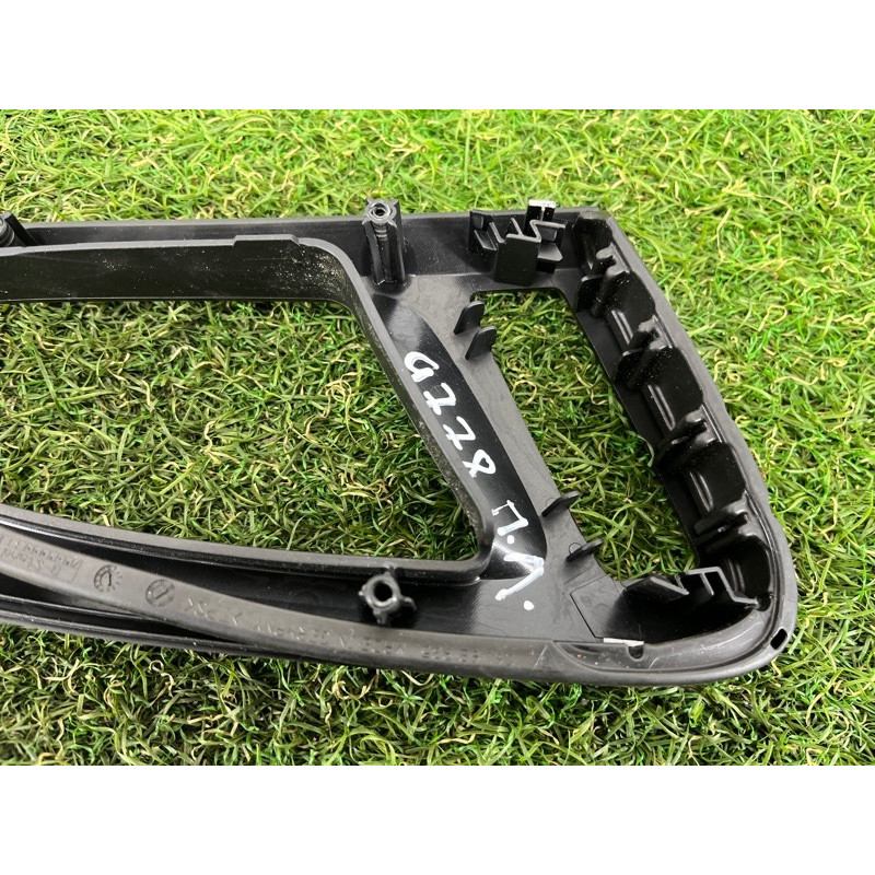 Накладка ручки внутрішньої (салон) PORSCHE CAYENNE 958 2013 3.6 958555247015Q0