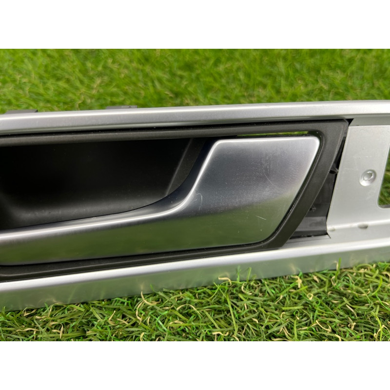 Ручка двери внутренняя (салон) Volkswagen Touareg NF 2012 3.6 7P6867102MOUM