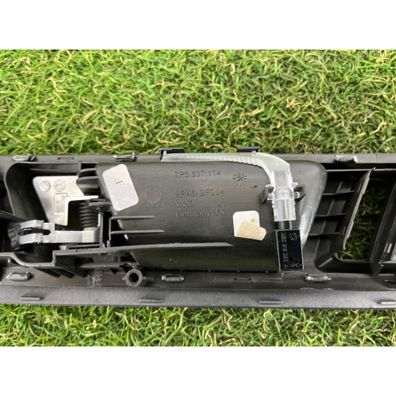 Ручка дверей внутрішня (салон) Volkswagen Touareg NF 2011 3.6 7P6867102MOUM