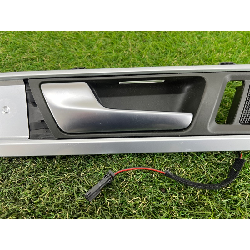 Ручка дверей внутрішня (салон) Volkswagen Touareg NF 2012 3.0 7P6867469BOUM
