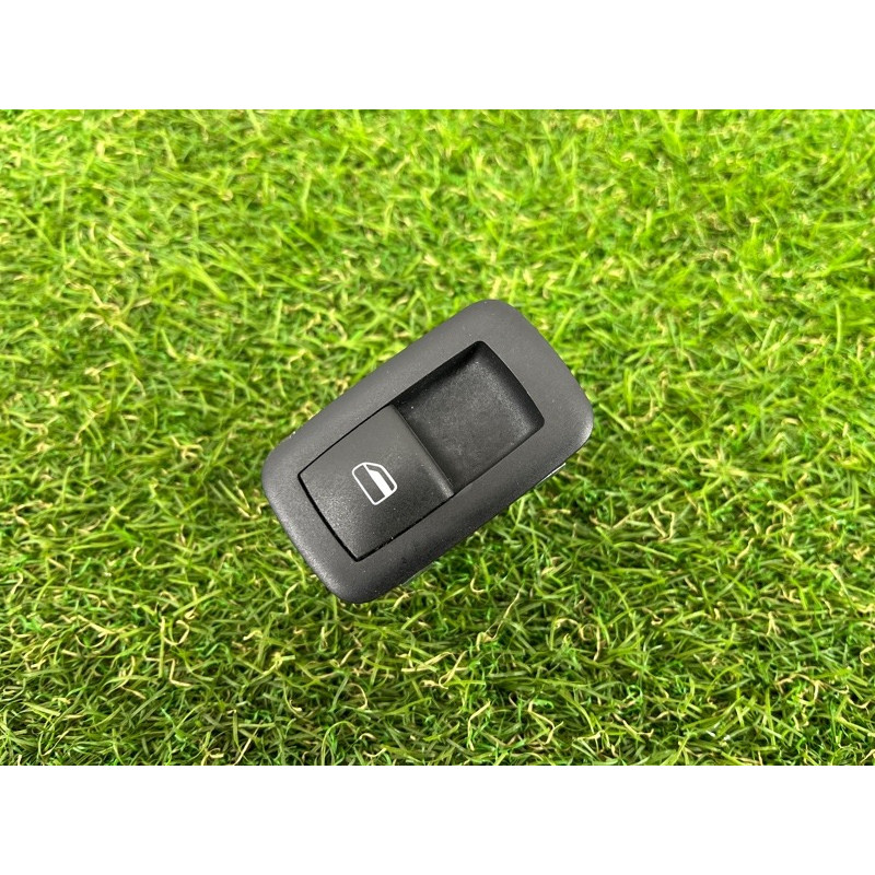 Кнопка стеклоподъемника (электрика / кнопки) Jeep Grand Cherokee WK2 2017 3.6 68085690AC